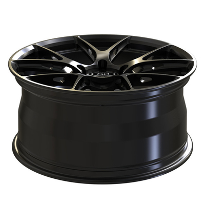 サテンの黒は1部分車輪を造ったAudi S5 Monoblockのための19inchディスクが贅沢な縁に穴をあける