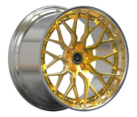 21x10 2部分ぐらつかせる車輪を造った前部22x12後部がフェラーリ812の縁を磨いた